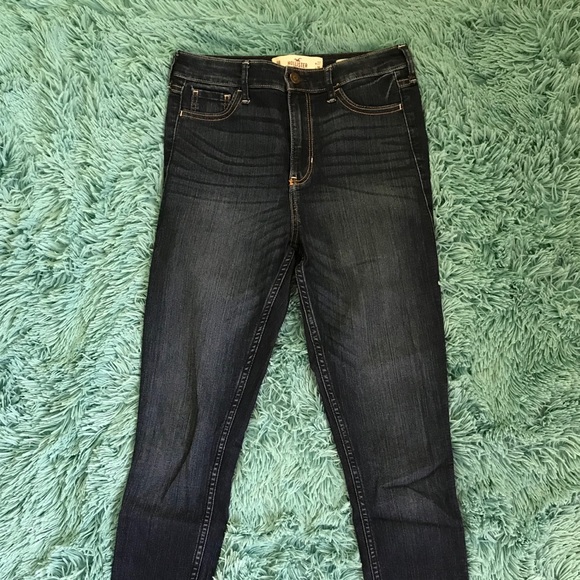 Hollister Super Skinny Jeans - Picture 3 of 3